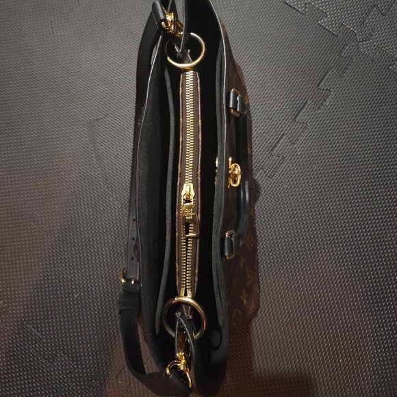 LOUIS VUITTON!!! RARE Flower Tote. - Picture 5 of 11